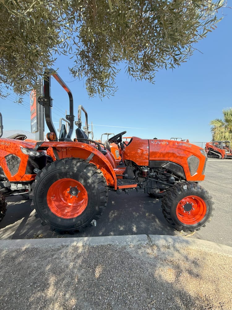 2025 Kubota L3902HST